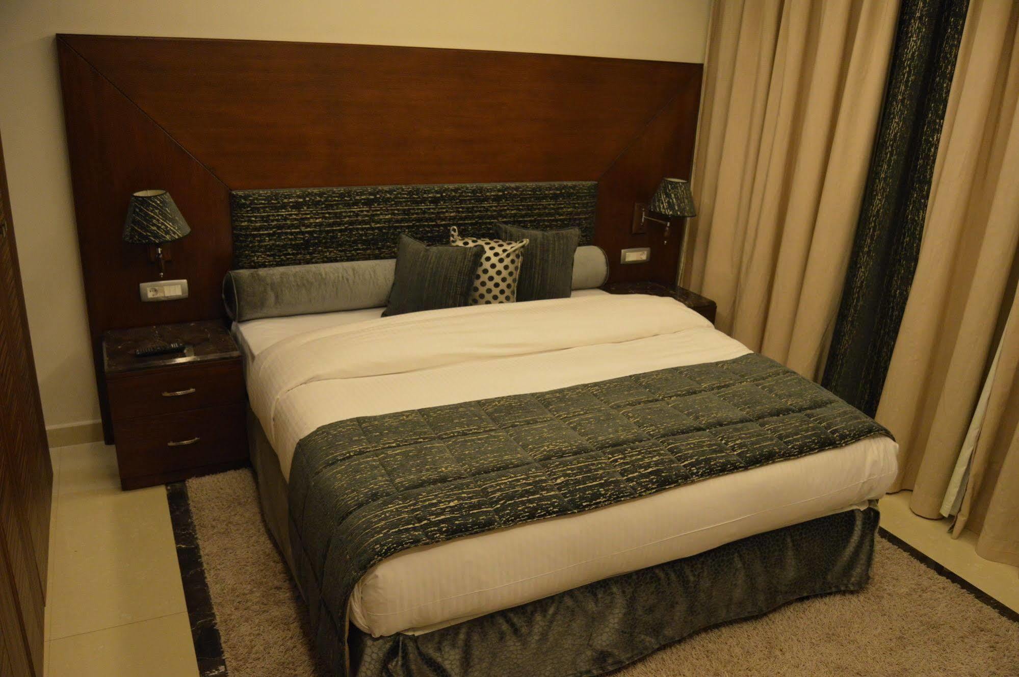 Markazia Suites Beirut Exterior foto